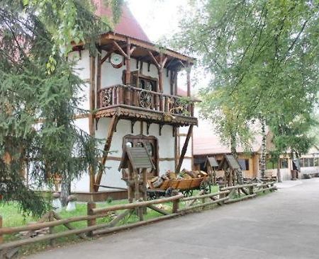 Комплекс Відпочинку "Колиба" Hotell Korosten Eksteriør bilde